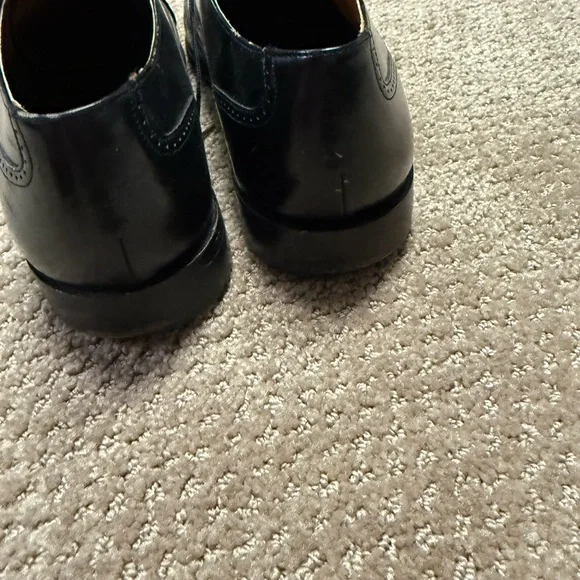 Johnston & Murphy Classic Black Leather Men's Dress Shoes - Picture 6 of 8